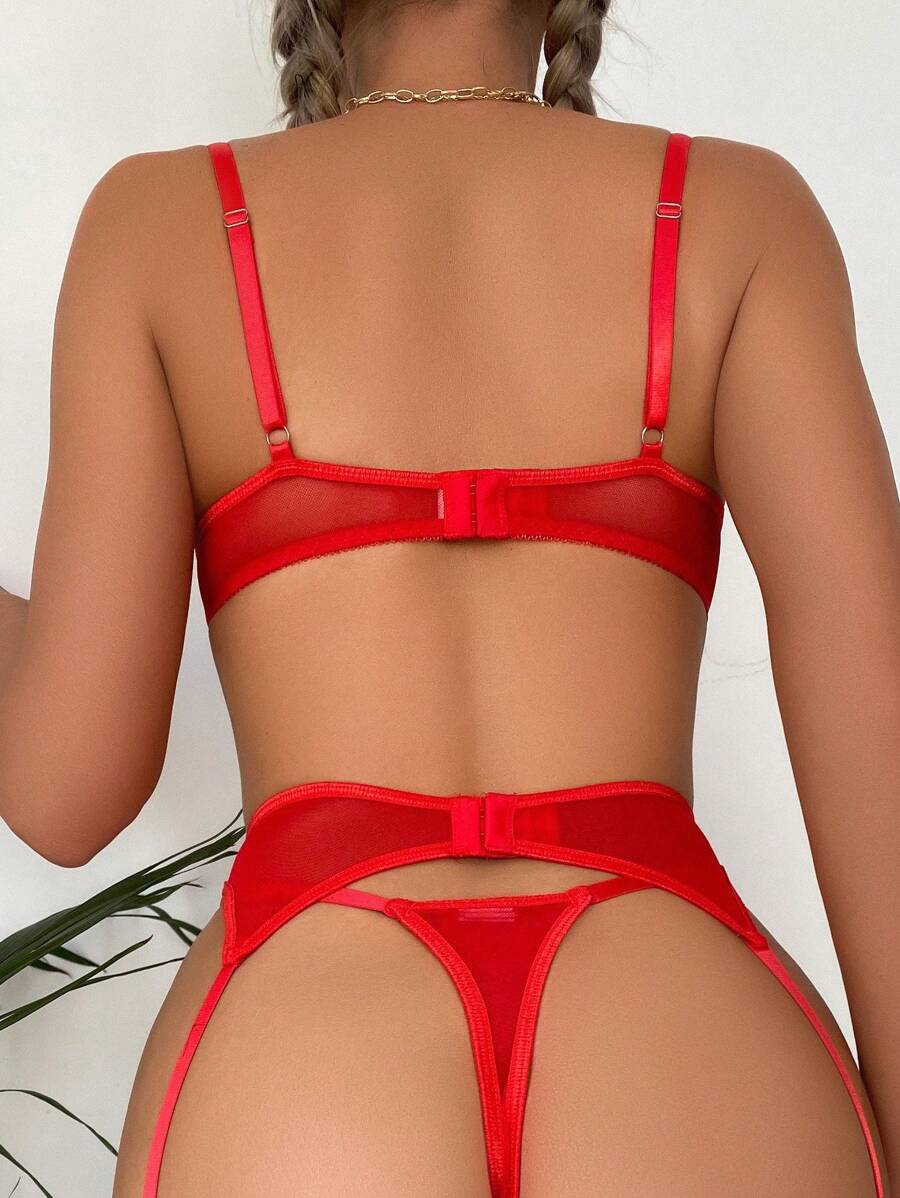 5-Pack Floral Embroidered Mesh Lingerie Set for Women – Underwire Bra, Garter, and Panty Combinations for Romantic Looks and Everyday Seduction