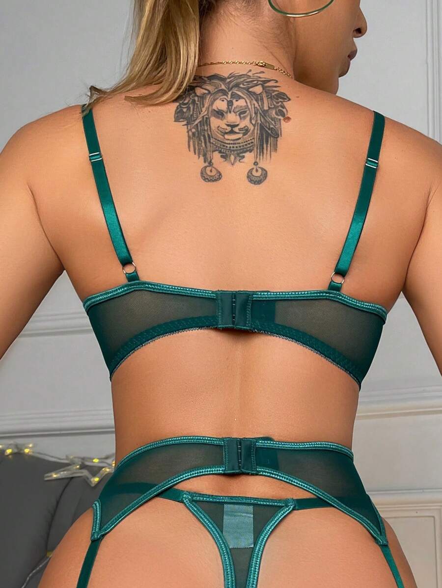 5-Pack Floral Embroidered Mesh Lingerie Set for Women – Underwire Bra, Garter, and Panty Combinations for Romantic Looks and Everyday Seduction
