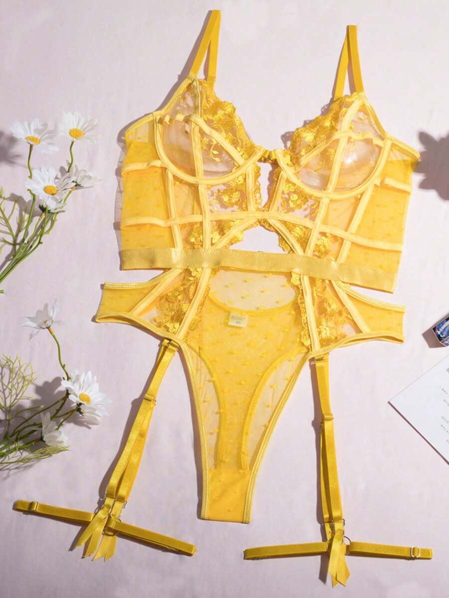Sexy Embroidered Bridal Lingerie for Women – Backless One-Piece Teddy Bodysuit with Sheer Lace and Elegant Floral Stitching